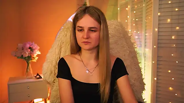 DeboraLarson online show from March 2026 06:21:01 AM