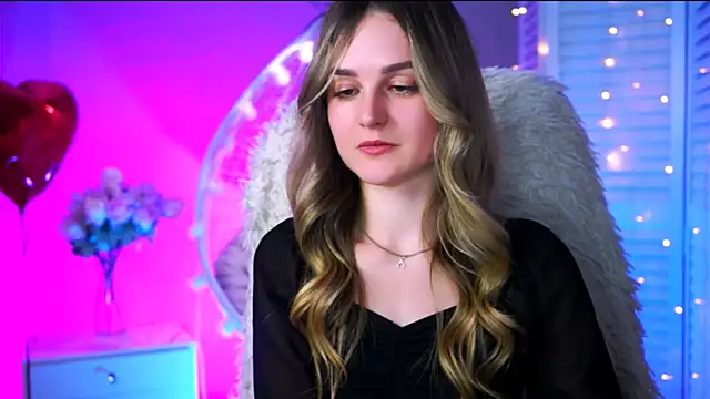 Snapshot of DeboraLarson chatting on March 2025 10:31:02 PM DeboraLarson online show from March 2025 10:31:02 PM