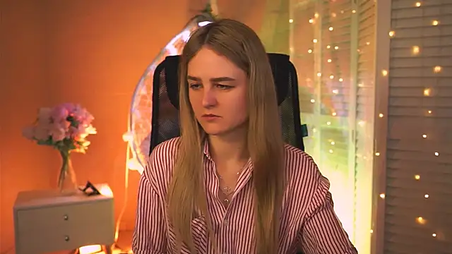 DeboraLarson online show from March 2026 03:25:02 AM