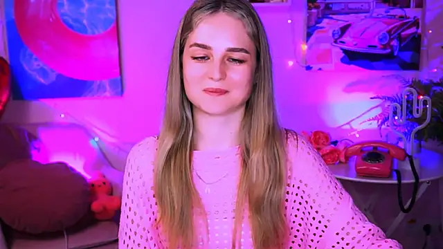 Snapshot of DeboraLarson chatting on March 2025 01:07:01 PM DeboraLarson online show from March 2025 01:07:01 PM