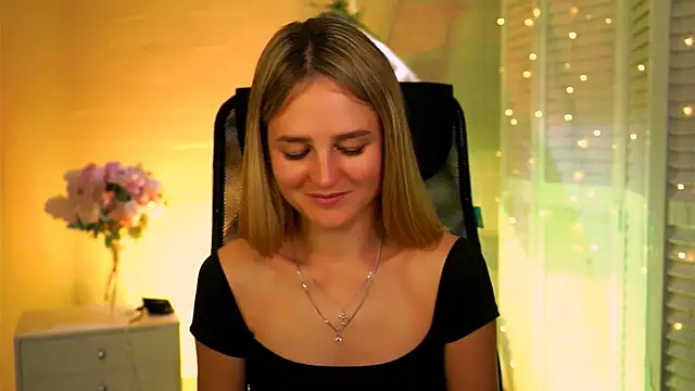 DeboraLarson online show from April 2026 03:13:02 AM