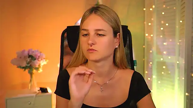 DeboraLarson online show from March 2026 03:07:01 AM