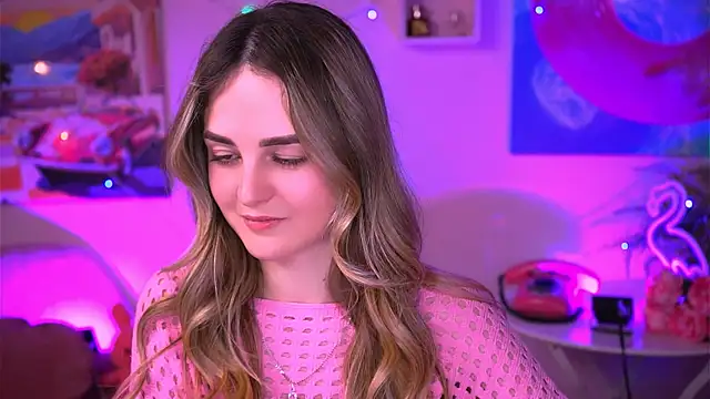 Snapshot of DeboraLarson chatting on February 2025 10:38:02 PM DeboraLarson online show from February 2025 10:38:02 PM