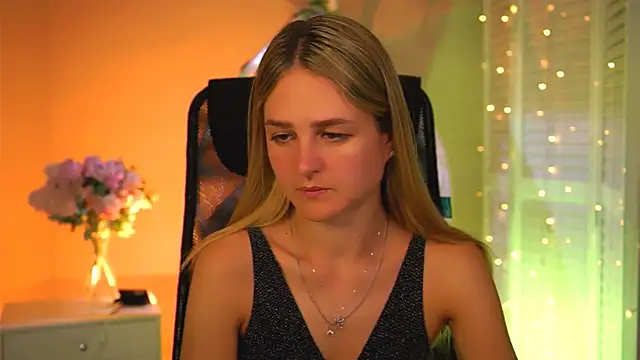 DeboraLarson online show from March 2026 02:46:01 AM