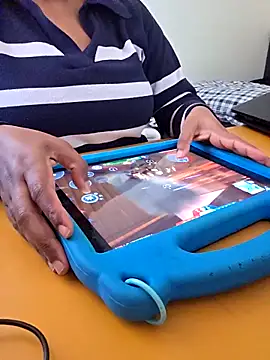 kittymmf online show from April 2026 07:54:01 AM