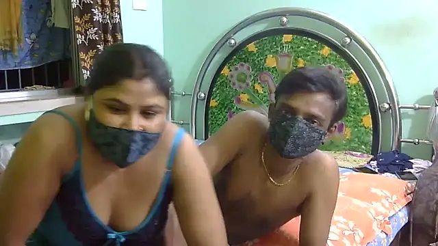 Couple For You18 online show from September 2025 07:20:02 PM