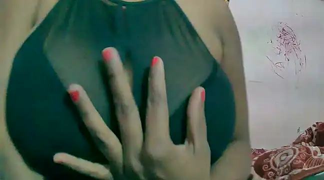 HOT-SEEMAA online show from December 2024 05:21:01 PM