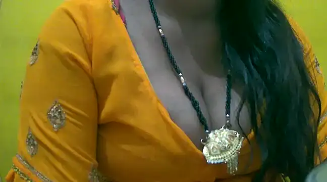 Snapshot of LOVE-SUSHILA chatting on February 2025 03:27:01 PM LOVE-SUSHILA online show from February 2025 03:27:01 PM