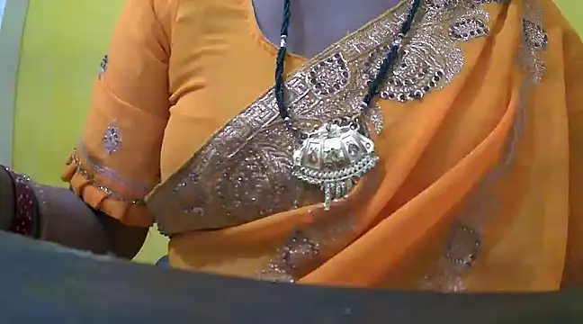 Snapshot of LOVE-SUSHILA chatting on January 2025 05:05:01 AM LOVE-SUSHILA online show from January 2025 05:05:01 AM