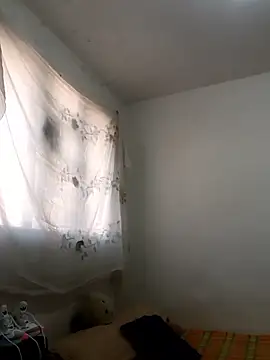 ashley  foxx  online show from January 2026 12:32:01 PM