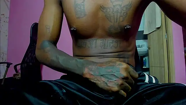 bigblackhotx1 online show from March 2026 10:18:02 AM