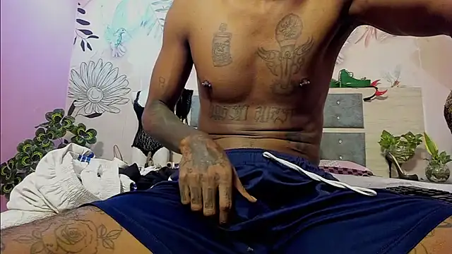 bigblackhotx1 online show from January 2026 01:16:02 PM