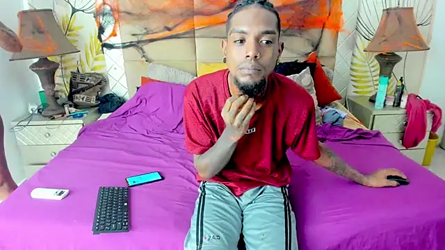 bigblackhotx1 online show from October 2025 08:13:01 AM