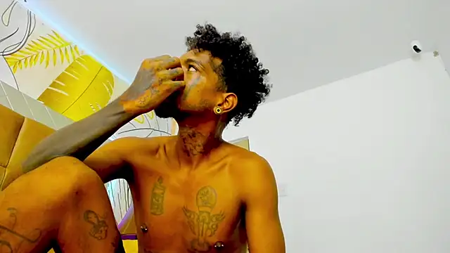 bigblackhotx1 online show from September 2025 10:25:01 AM