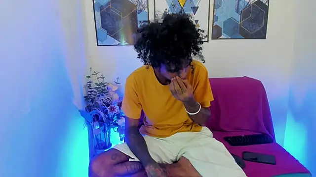 bigblackhotx1 online show from October 2025 03:20:02 AM