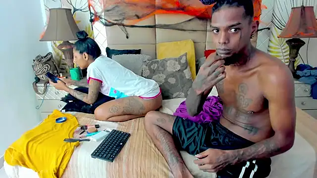 bigblackhotx1 online show from November 2025 12:43:02 PM