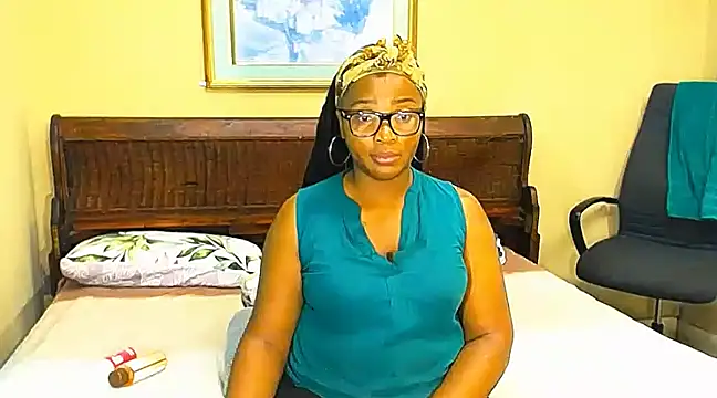 Snapshot of veronica1xxx chatting on March 2025 10:58:02 PM veronica1xxx online show from March 2025 10:58:02 PM