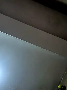 Kasandra02 online show from February 2026 05:18:02 AM