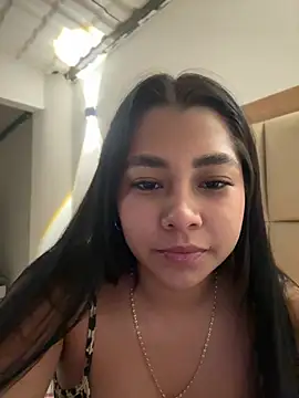 Snapshot of darsha_90 chatting on April 2026 03:24:01 AM darsha 90 online show from April 2026 03:24:01 AM