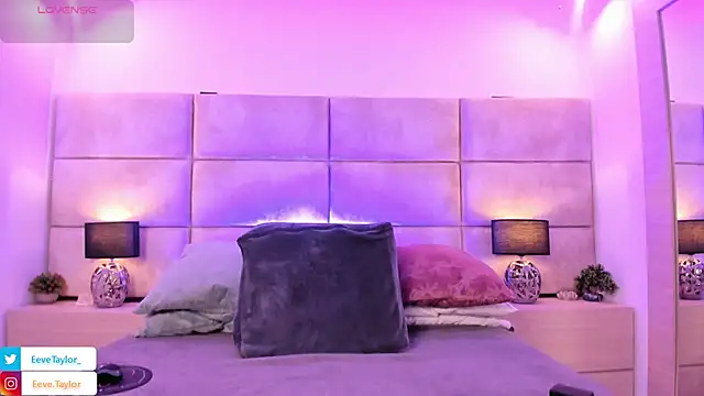 Eevee Taylor online show from May 2026 02:53:01 AM