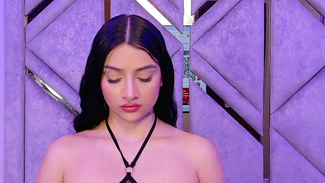 Harper-Avary online show from December 2025 02:43:02 PM