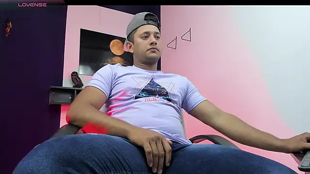 Snapshot of Marcos_garcias chatting on March 2025 10:35:02 AM Marcos garcias online show from March 2025 10:35:02 AM