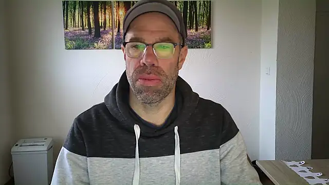 Harry Boldt online show from October 2025 07:07:02 AM