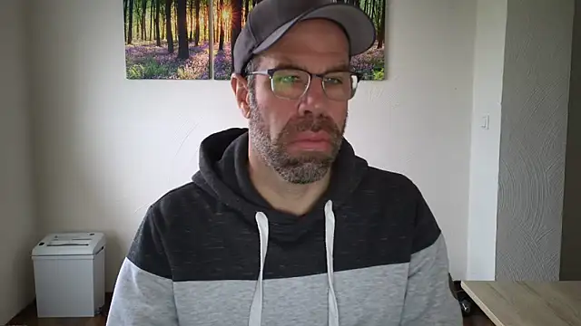 Harry Boldt online show from October 2025 03:12:01 PM