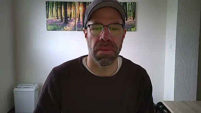 Harry Boldt online show from October 2025 06:25:01 AM