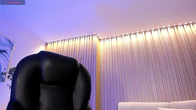 GabriellaLee online show from November 2025 03:20:01 AM