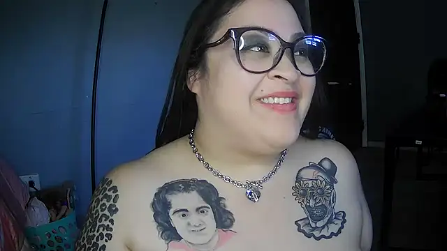 tillymarie34 online show from March 2025 06:39:02 PM