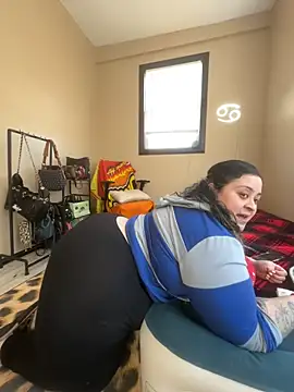 tillymarie34 online show from March 2026 05:38:02 PM