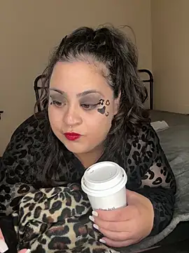 tillymarie34 online show from November 2025 06:00:02 PM