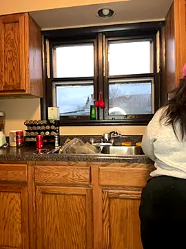 tillymarie34 online show from November 2025 10:36:01 PM