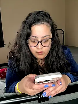 tillymarie34 online show from November 2025 06:00:02 PM