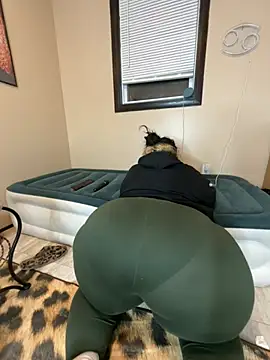 tillymarie34 online show from April 2026 02:46:01 AM