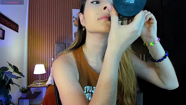 StacyWoods online show from March 2026 04:00:01 PM