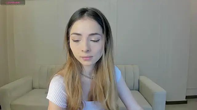 StacyWoods online show from March 2026 11:33:02 AM