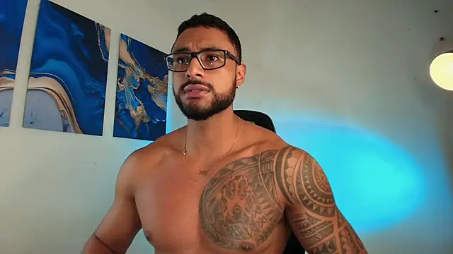 LiamGarcia1 online show from February 2026 02:25:01 PM