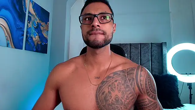 LiamGarcia1 online show from April 2026 03:35:02 PM