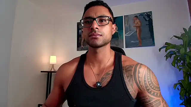 LiamGarcia1 online show from April 2026 04:42:02 PM