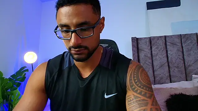 Snapshot of LiamGarcia1 chatting on December 2025 03:43:01 PM LiamGarcia1 online show from December 2025 03:43:01 PM