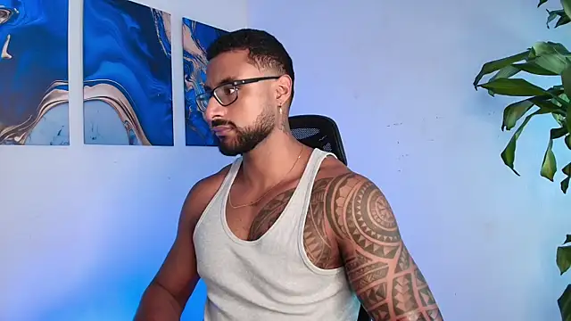 LiamGarcia1 online show from March 2026 04:18:02 PM