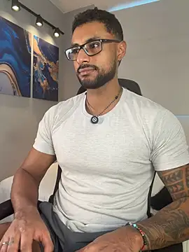 LiamGarcia1 online show from May 2026 06:16:01 PM