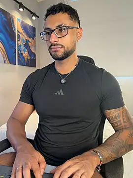 LiamGarcia1 online show from May 2026 04:28:02 PM