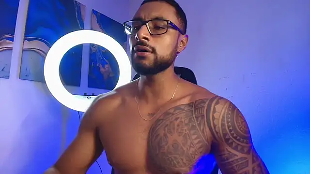 LiamGarcia1 online show from February 2026 02:28:02 PM