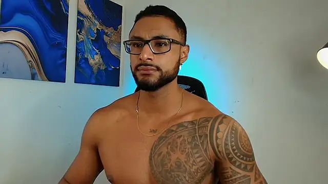 LiamGarcia1 online show from February 2026 02:04:01 PM