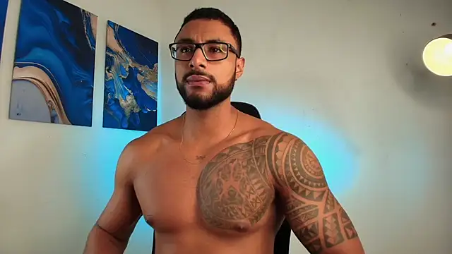 LiamGarcia1 online show from February 2026 05:55:01 PM