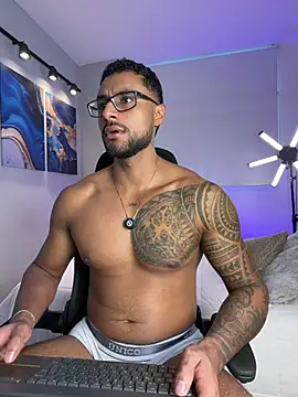 LiamGarcia1 online show from May 2026 02:46:02 PM