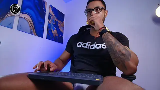 LiamGarcia1 online show from March 2026 03:01:02 PM